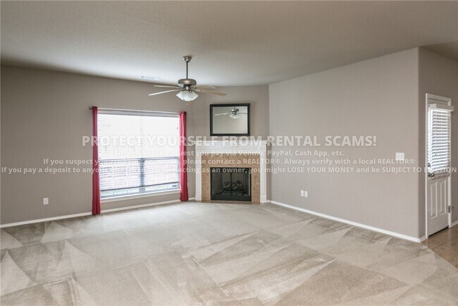 Building Photo - 4400 W Serviceberry Dr