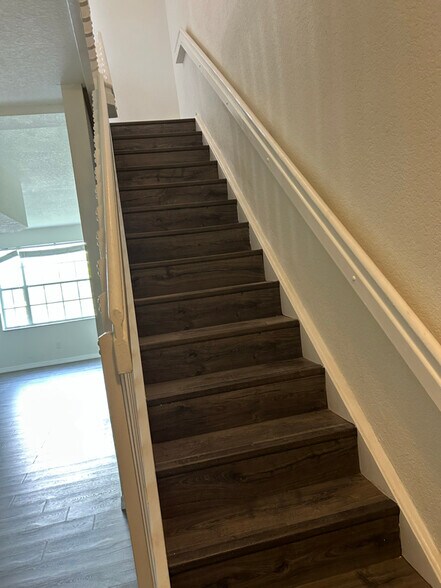 Building Photo - 711 SW 148th Ave
