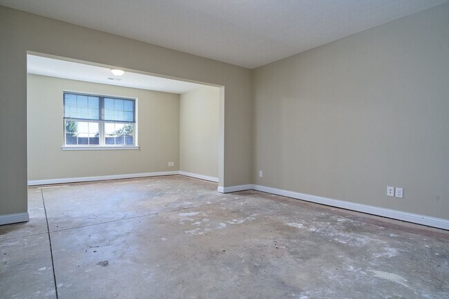 Building Photo - 430 Knox Ave