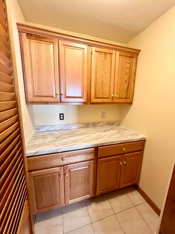 Building Photo - 34 Medford St