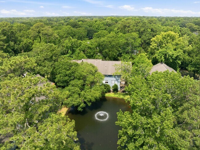 Building Photo - 1161 Shadow Lake Cir