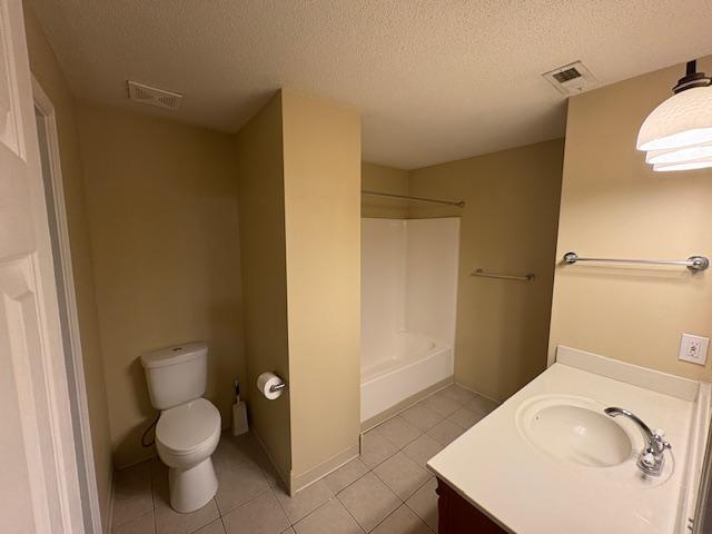 Building Photo - 2308 NE 68th St