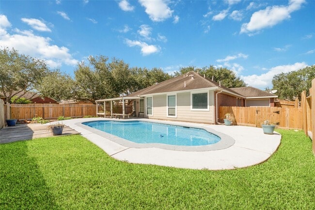 Building Photo - 10302 Rudolph Ct