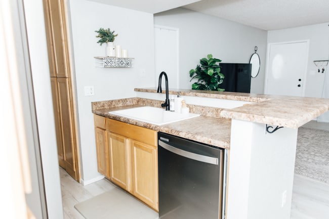 Building Photo - 2938 N 61st Pl