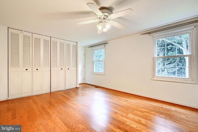 Building Photo - 1505 Westminster Ct