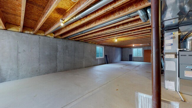 Building Photo - 2393 W 46th St
