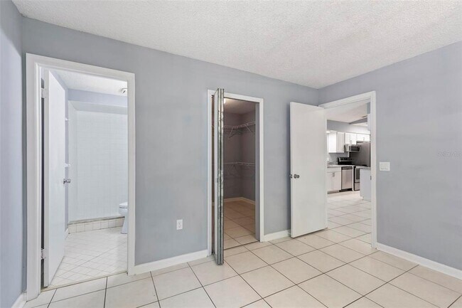 Building Photo - 1205 S Flagler Ave