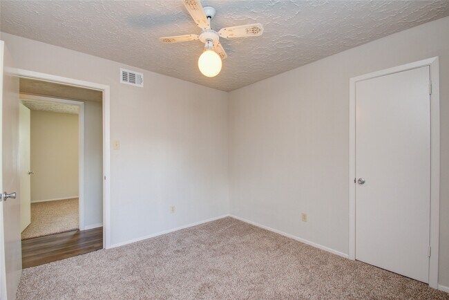 Building Photo - 13510 N Peachfield Cir
