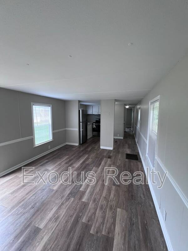 Building Photo - 39 Quiet Country Ln