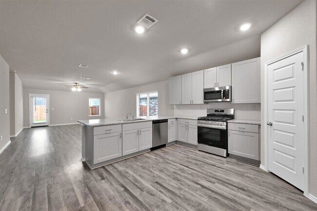 Building Photo - 257 Gallant Front Trl