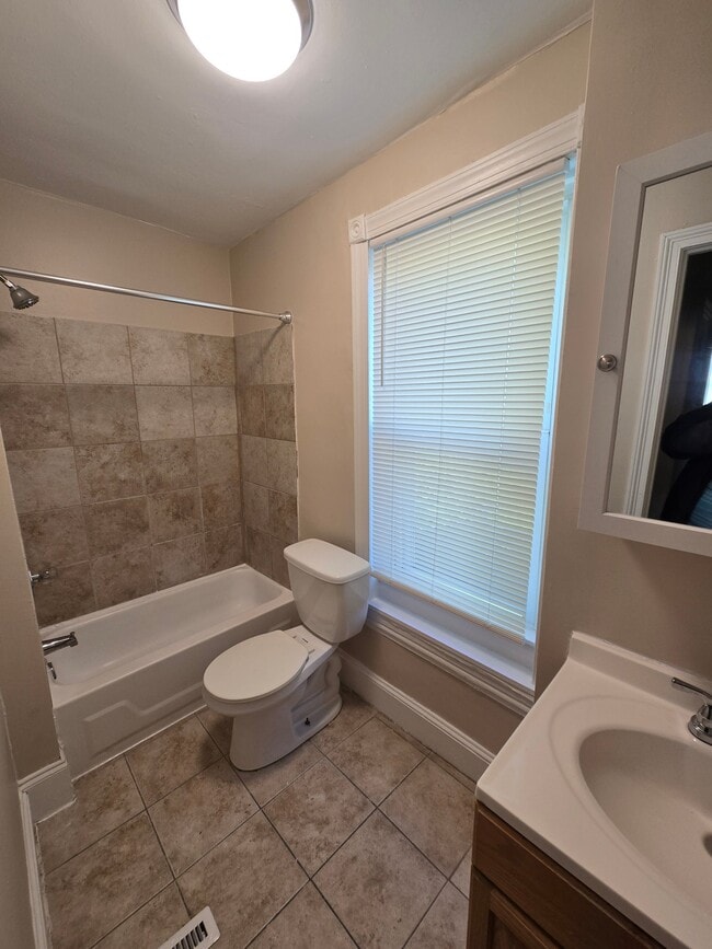 Building Photo - 1124 Clifford Brown Walk