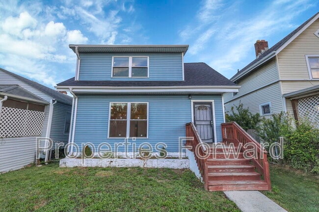 Building Photo - 908 E 12th Ave