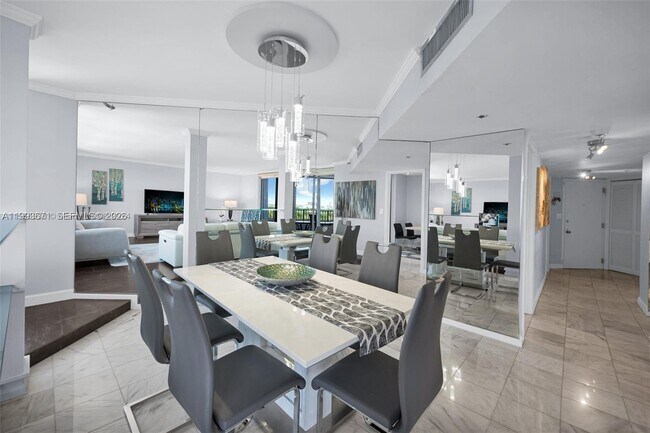 Building Photo - 300 Three Islands Boulevard