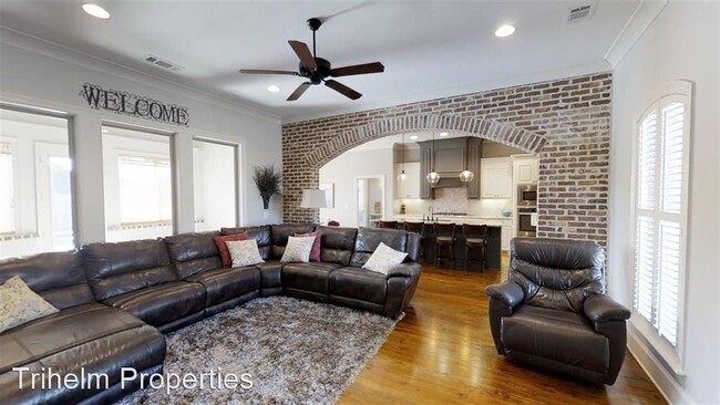 Building Photo - 4 br, 3 bath House - 901 Abundance Xing