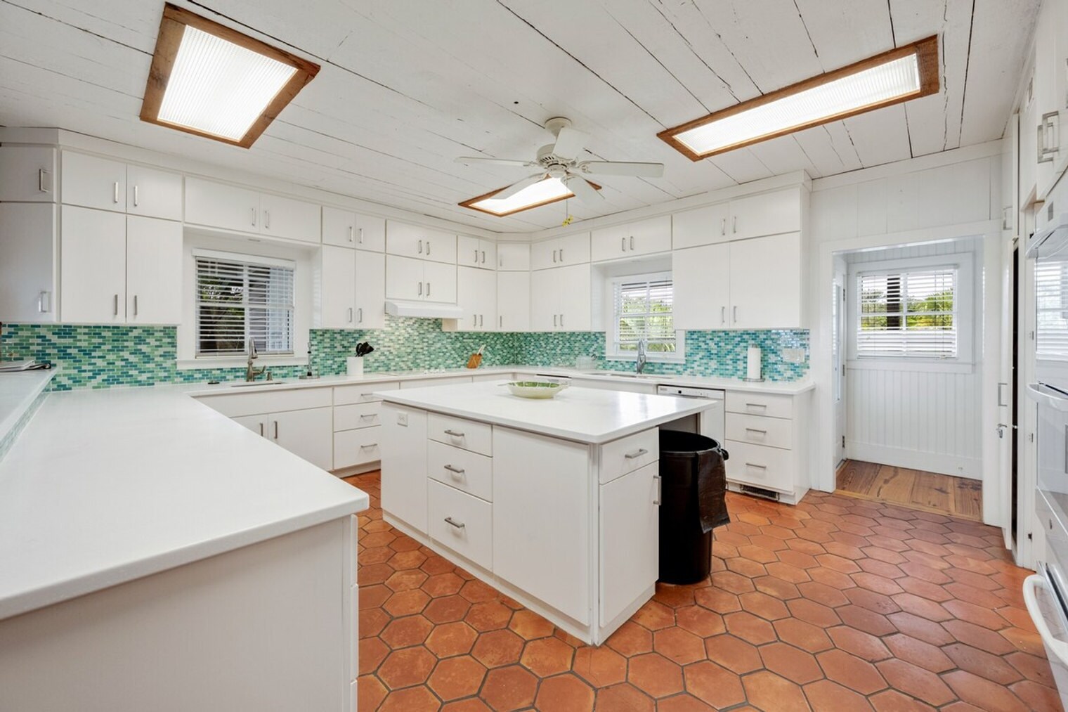 Building Photo - 911 Debordieu Blvd