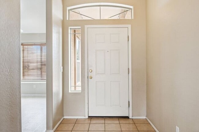 Building Photo - 2159 W Jasper Butte Dr