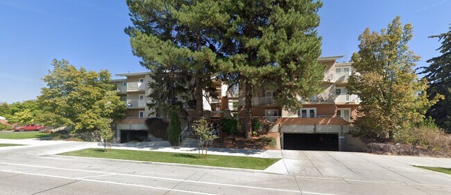 Building Photo - Perfect One Bedroom next to Provo Rec Cent...