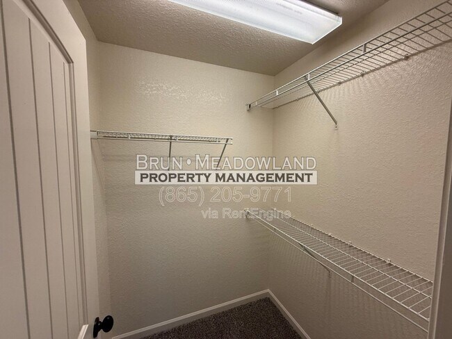 Building Photo - 2319 Talbott Way