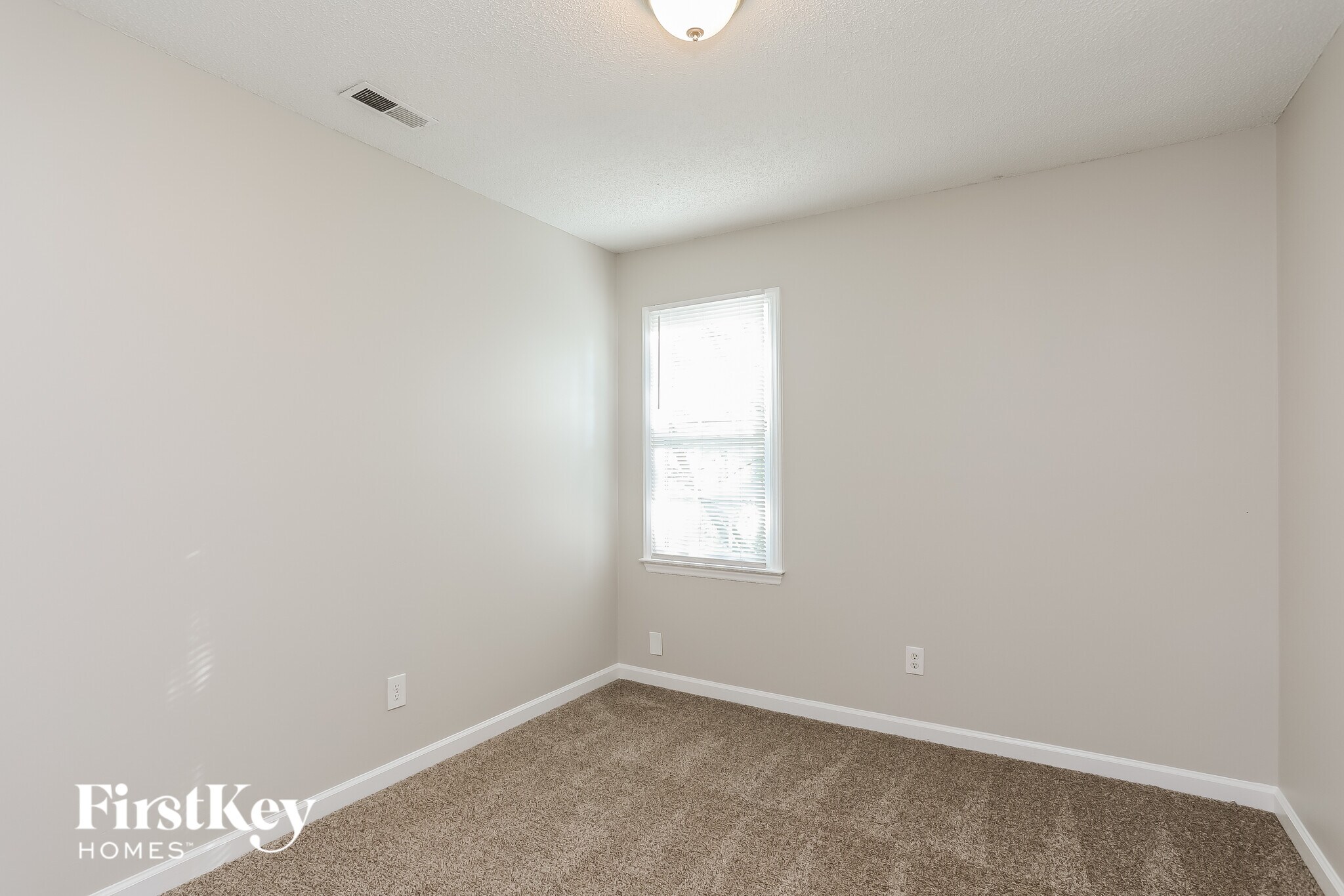 Building Photo - 1401 E Stonemason Dr