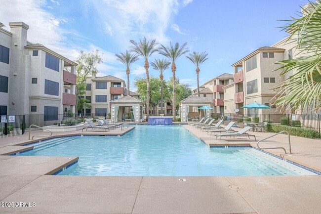 Building Photo - 3848 N 3rd Ave