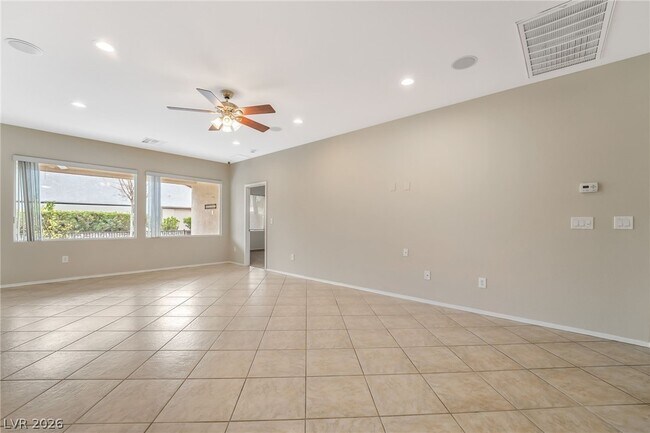 Building Photo - 2560 Crater Rock St