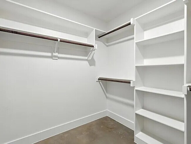 Building Photo - 1004 Branch St