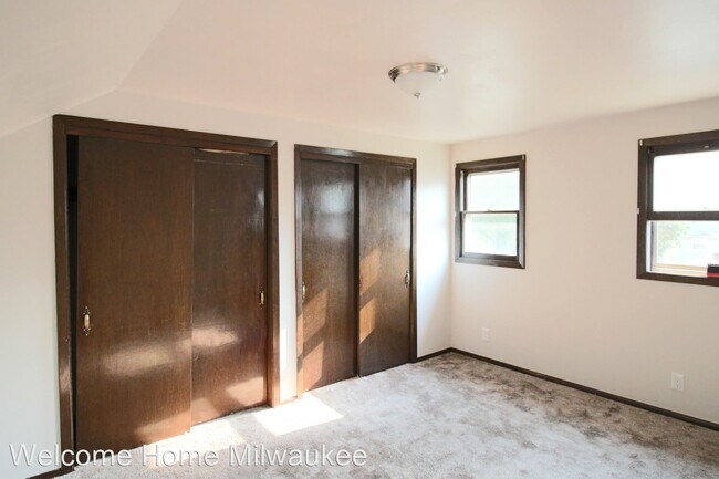Building Photo - 3 br, 2 bath House - 5748 N 40th Street