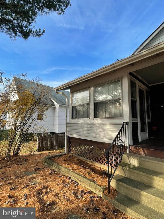 Building Photo - 37 E Gloucester Pike