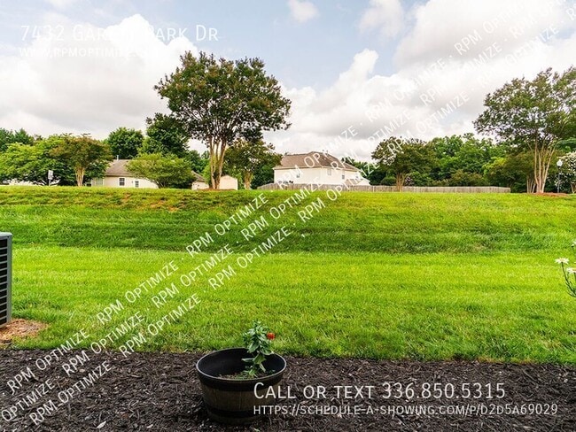 Building Photo - 7432 Garett Park Dr