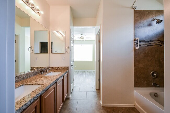 Building Photo - 3873 W Ashton Dr