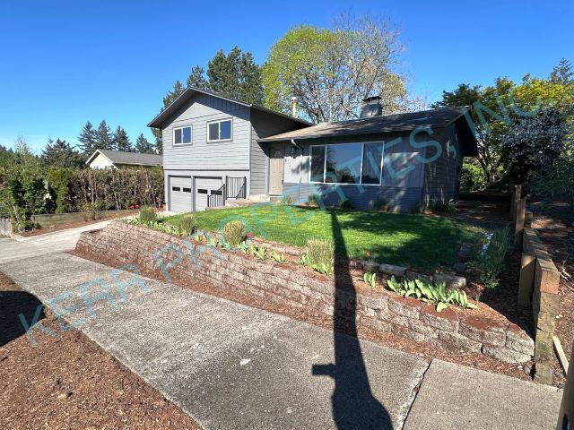 Building Photo - Charming 3-Bedroom Gresham Retreat with Spacious 1728 sq. ft. Layout and 2.5 Baths!