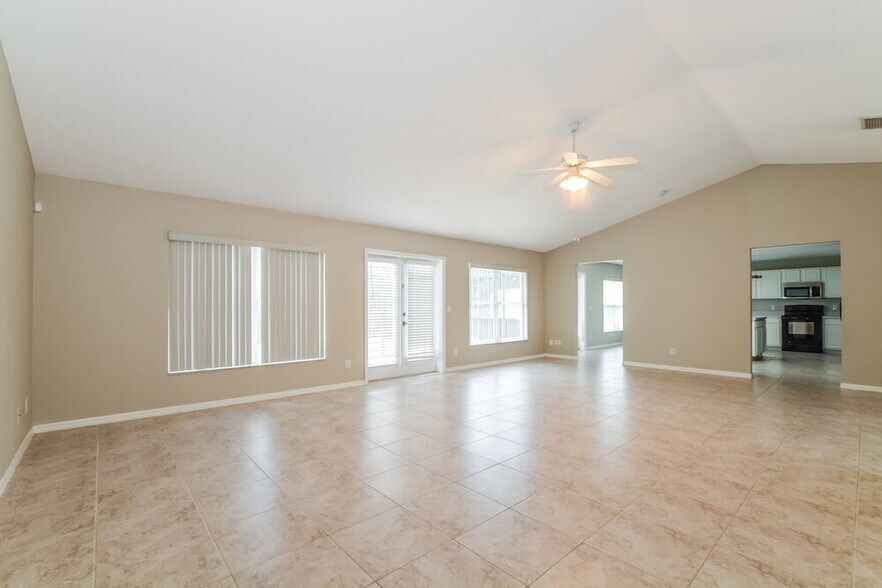 Building Photo - 1365 Dunbarton Ct