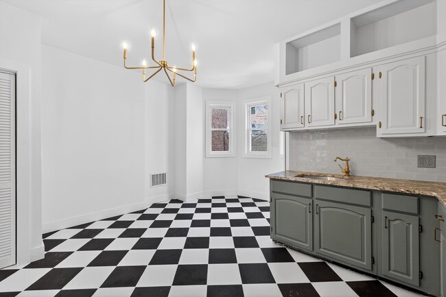 Building Photo - 701 Bergen Ave