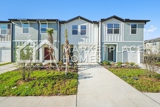 Building Photo - 12000 Sylvia St