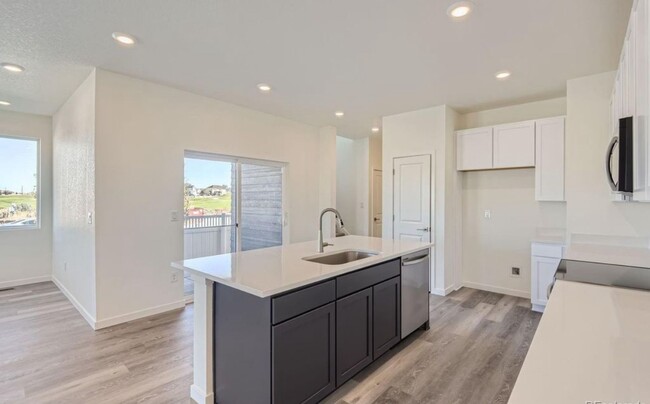 Building Photo - Brand new 3 bedroom 3 bathroom townhome