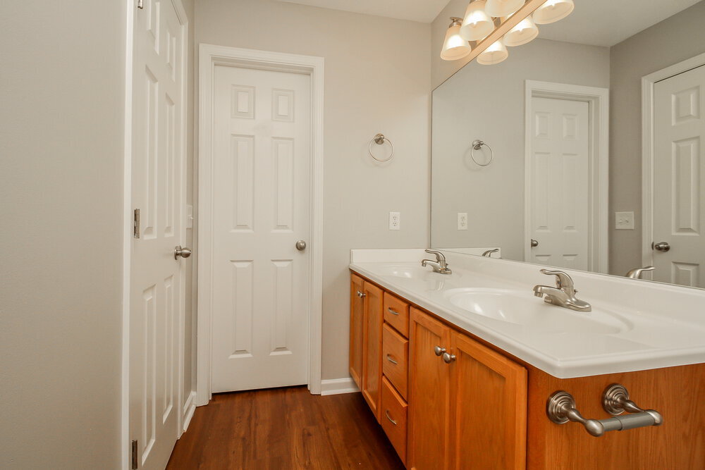 Building Photo - 7045 S Hampton Blvd