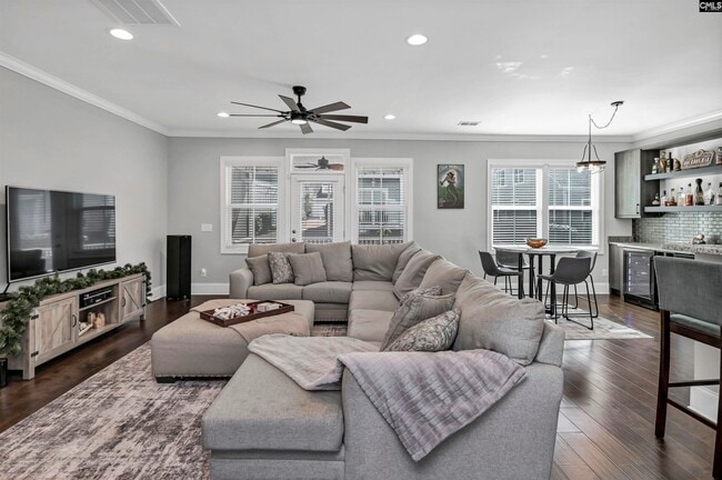 Building Photo - 362 Cabana Wy