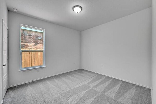 Building Photo - 12529 Hallstatt Dr