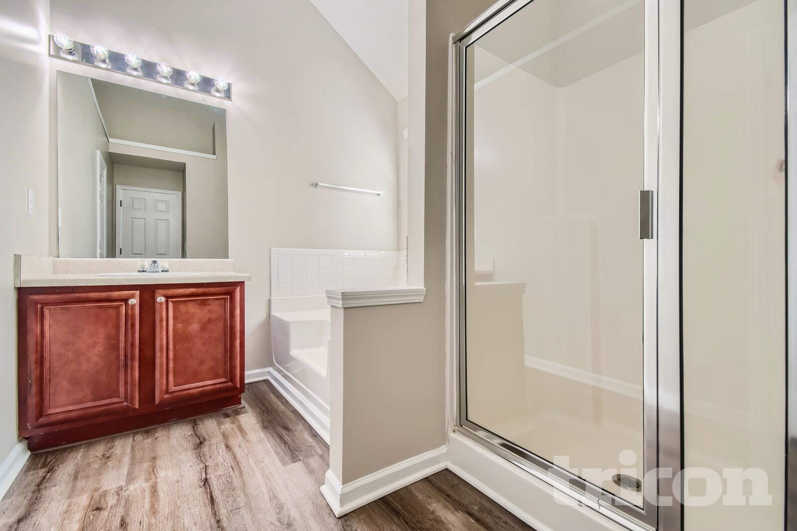 Building Photo - 30 Silver Willow Walk
