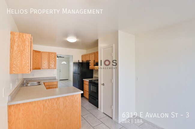 Building Photo - 6319 E Avalon St