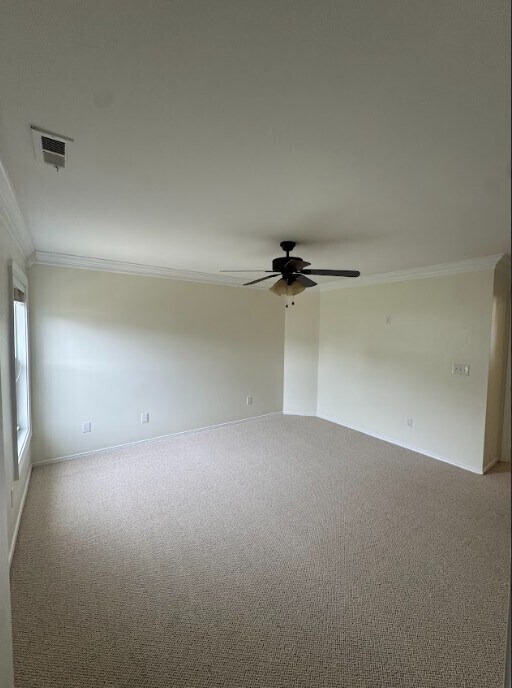 Building Photo - Spacious 3200+ sq. ft. home with large kit...