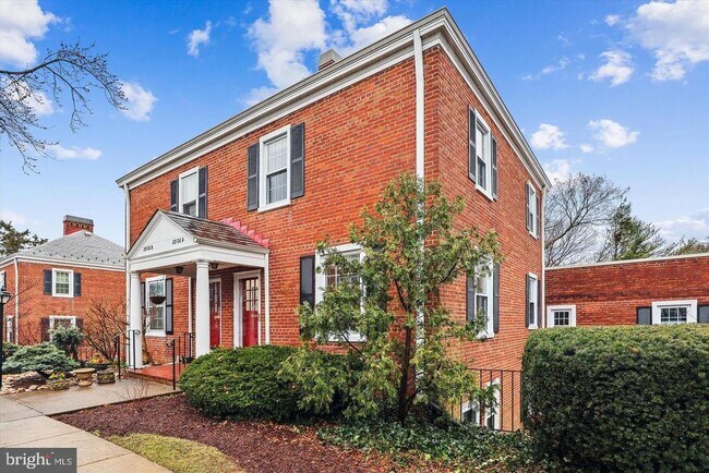 Building Photo - 2806 S Abingdon St