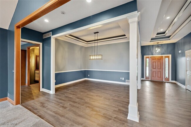 Building Photo - 6470 Aberdeen Ln