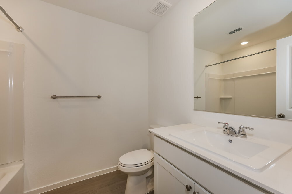 Building Photo - 1621 Sparrow Hawk Rd