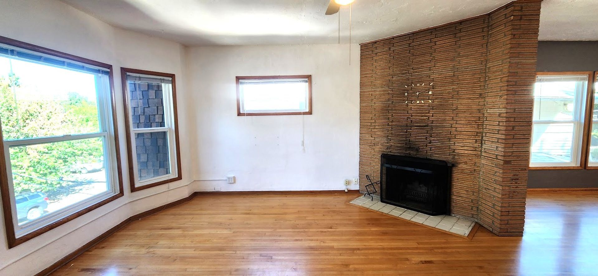 Building Photo - 222-228 NE 29th Avenue