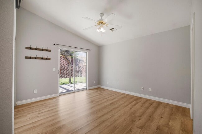 Building Photo - 146 S 1930 W