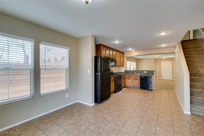 Building Photo - 1155 Paradise Garden Dr