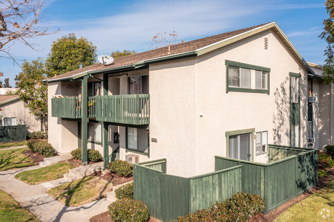 Building Photo - Aliso Creek Villas