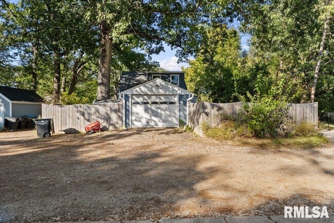 Building Photo - 2612 23rd Ave