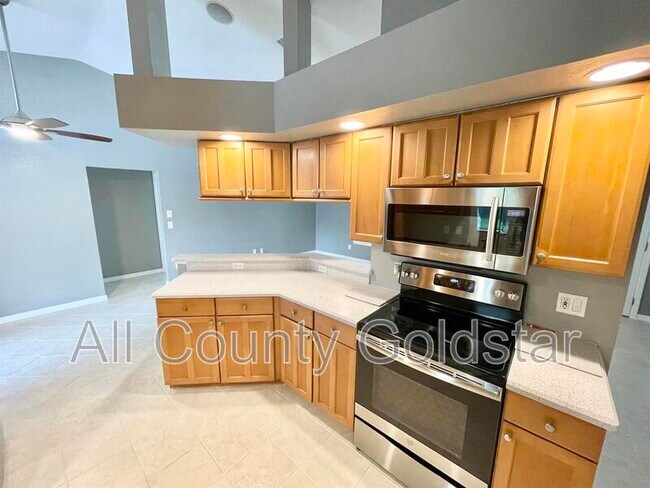 Building Photo - 13319 Gorman Ave
